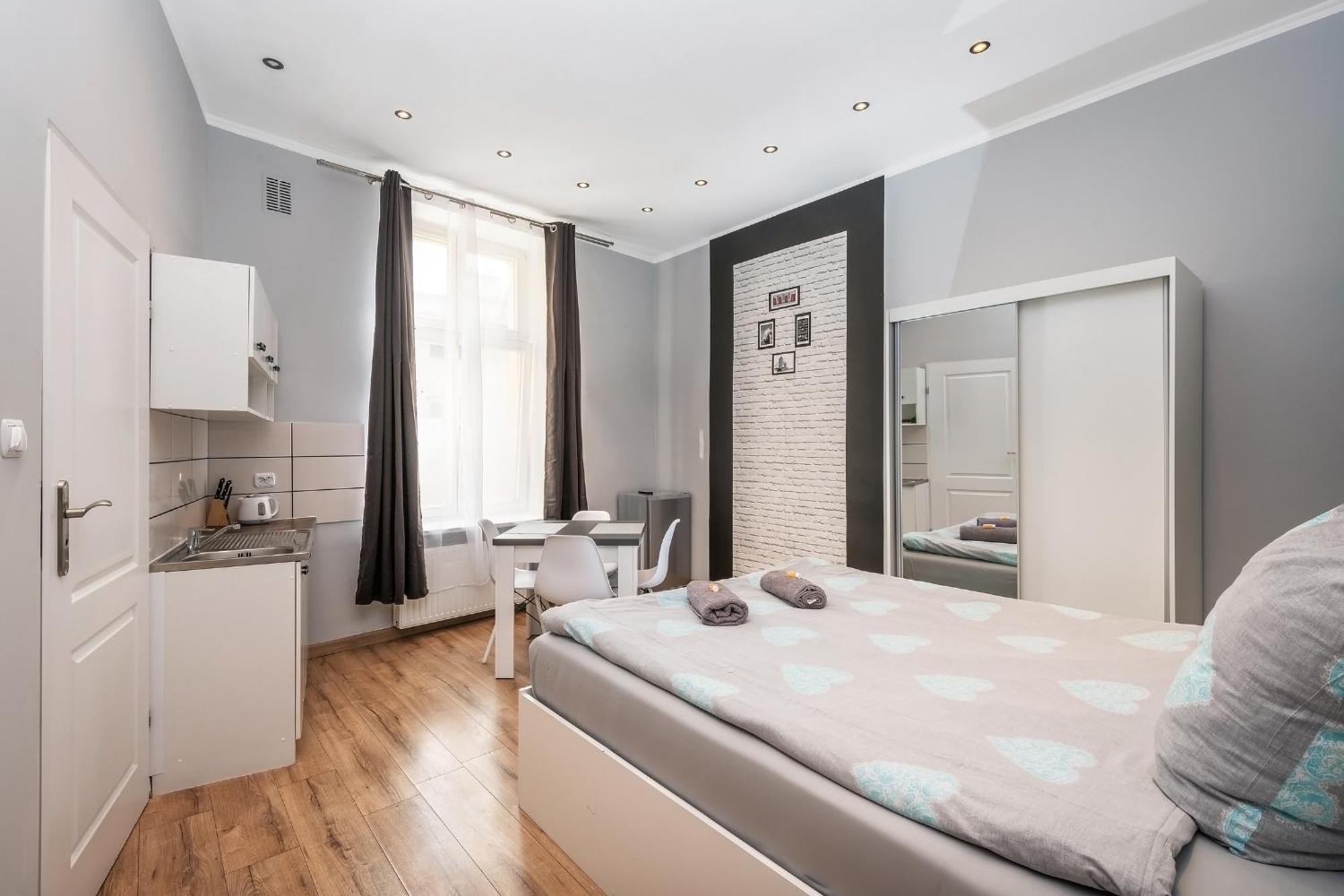 70S Business Room Krakow Luaran gambar